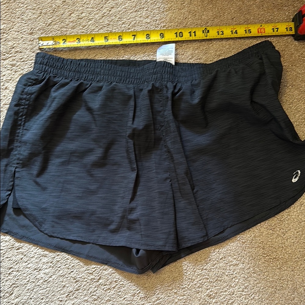ASICS Women's Gray Athletic Shorts